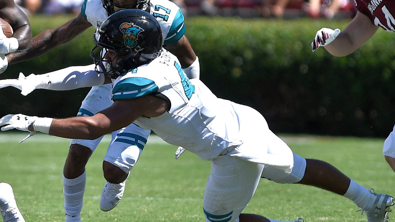 coastal-carolina-football-vs-umass-time-tv-schedule-game
